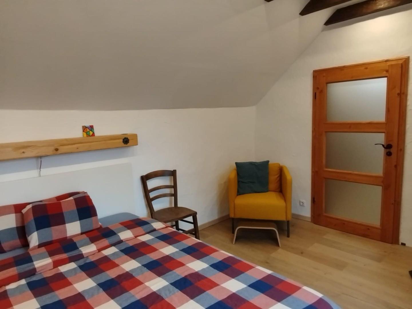Schlafzimmer 1
