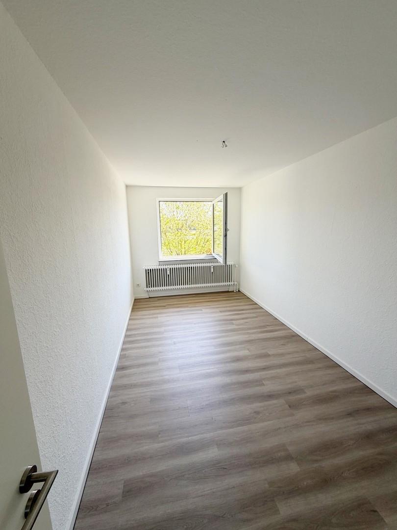 Schlafzimmer / Kinderzimmer  2
