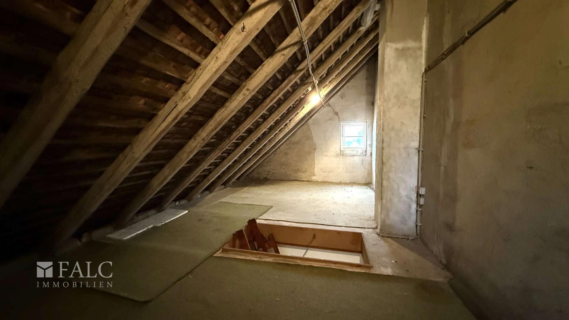 Dachboden (Altbau)