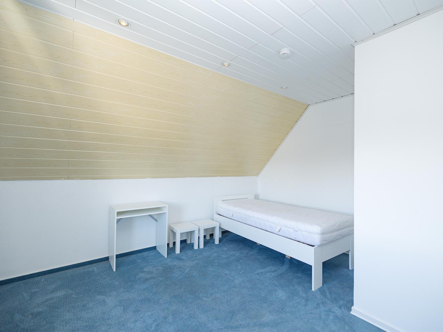 Zimmer 1 links (OG)