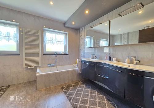 Badezimmer 1.OG