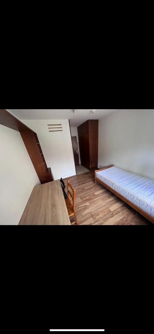 Kleines Zimmer in der 84