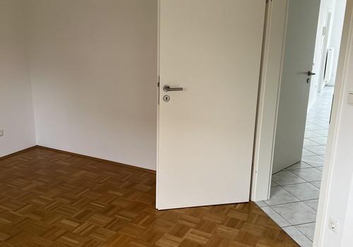 SZ EG