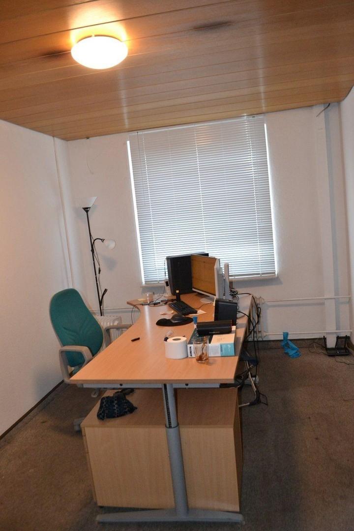 Büro 1