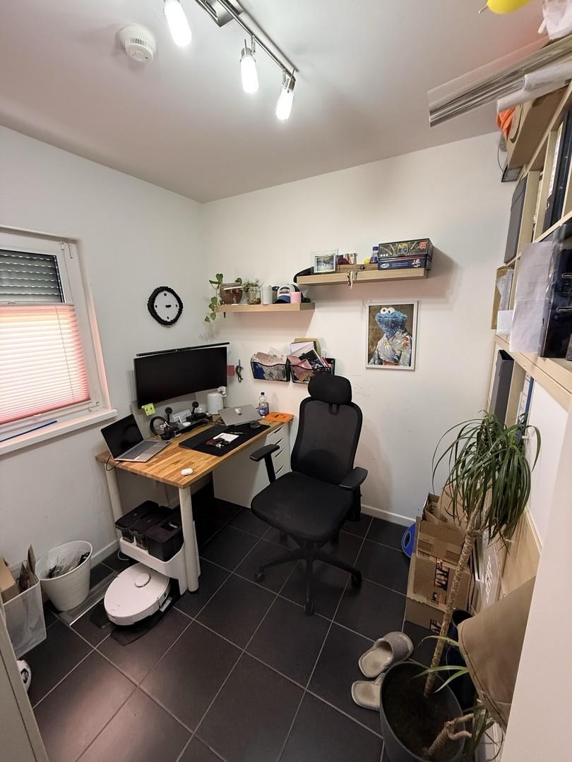 Büro EG