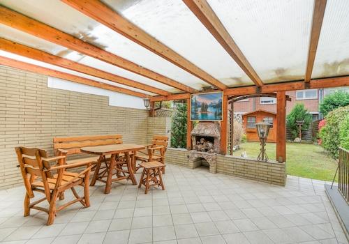 überdachte Terrasse