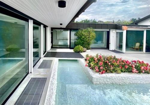 130 qm Garten mit Wasserbecken