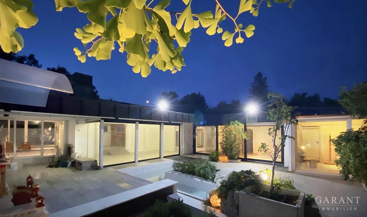 Garten mit 130 qm Südostseite