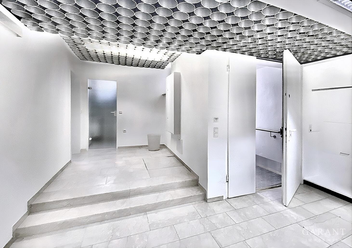 Haupteingang UG Souterrain