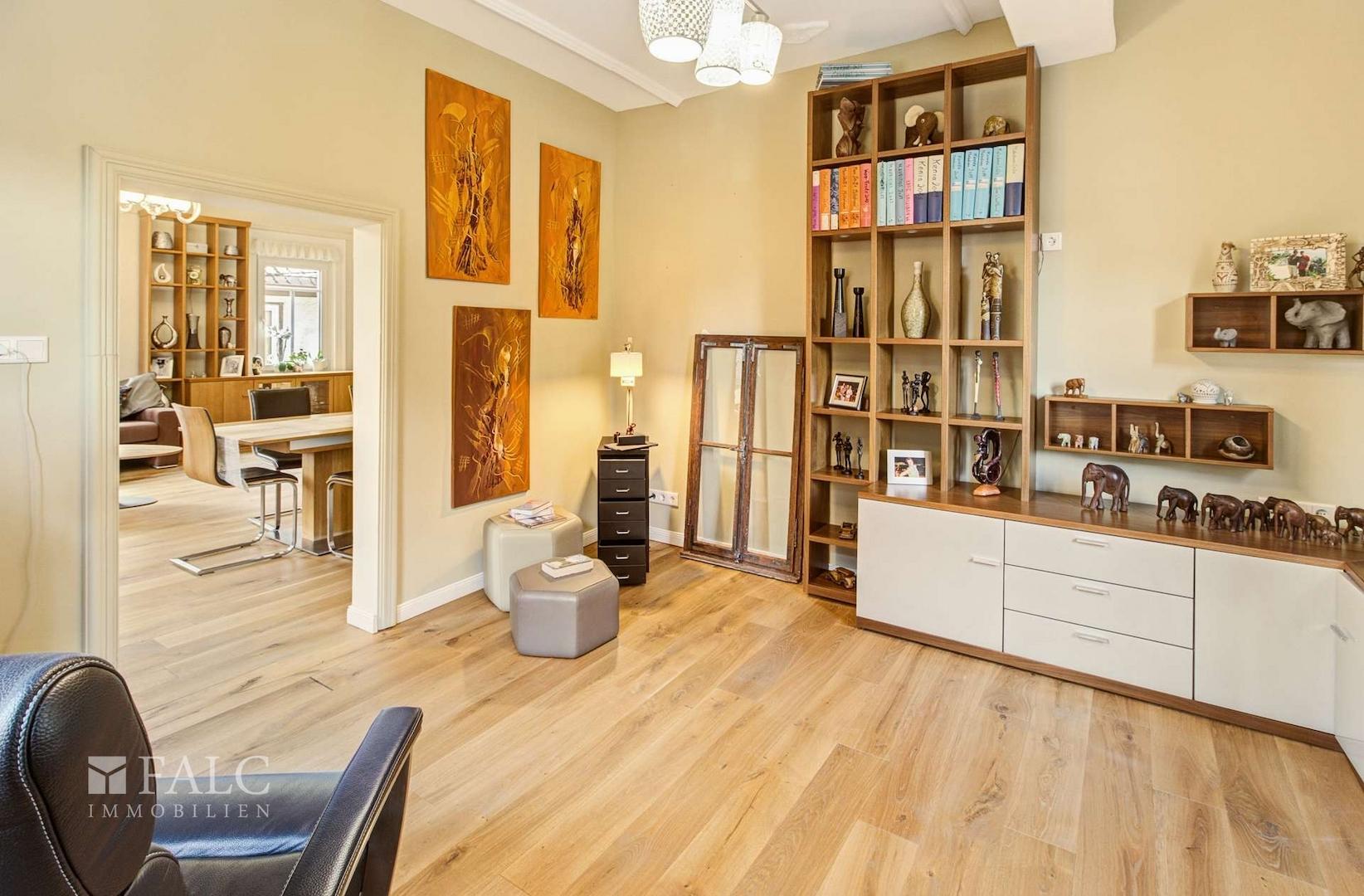 Arbeitszimmer 1.OG
