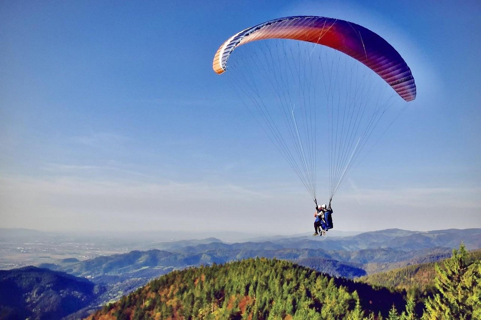 Paragliding vor der Tür