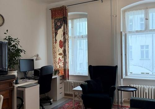 Wohn-u. Arbeitszimmer 1