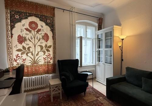 Wohn- u. Arbeitszimmer 2