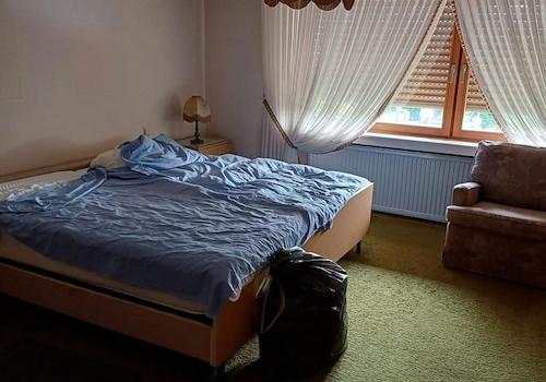 Schlafzimmer EG