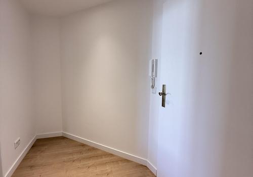 Flur mit Deckenspots