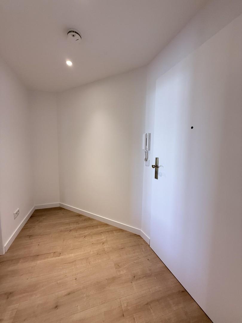 Flur mit Deckenspots