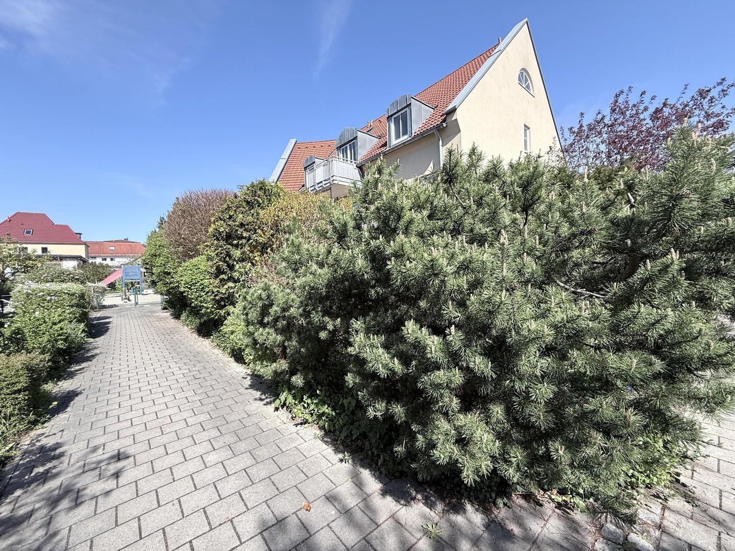 seitliche Hausansicht