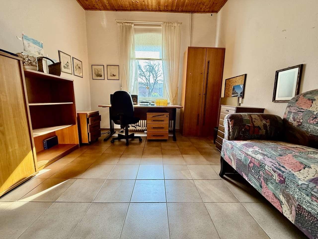 Büro I