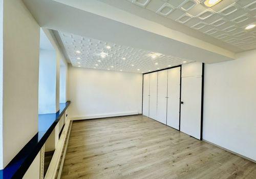 61910A37-558A-4A3E-8175-22F263B3D02A_1_105_c