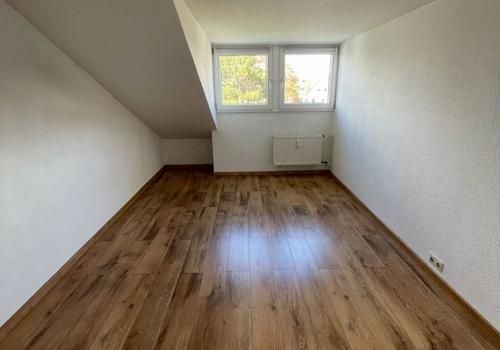 Schlafzimmer - Fenster leer