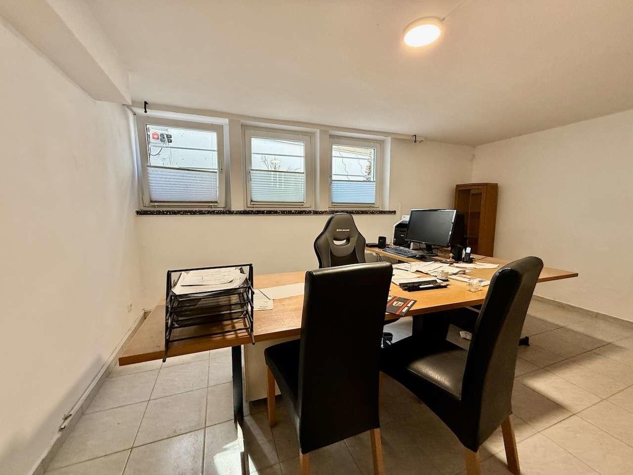 Büro