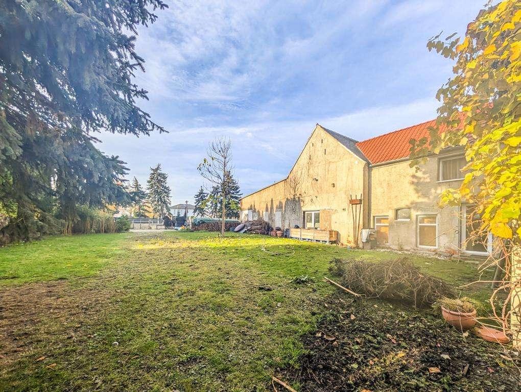 weitläufiges Grundstück