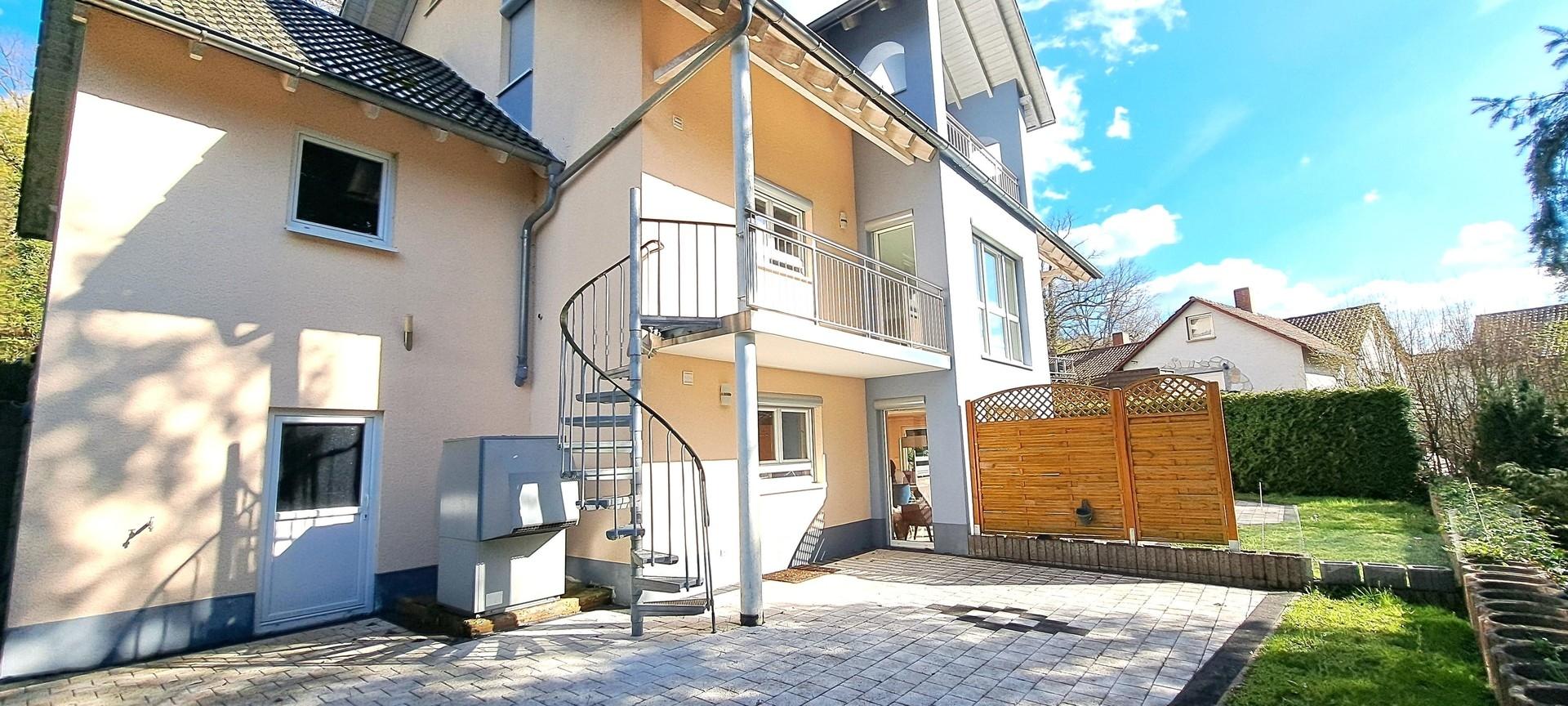 Rückseite, Terrasse Hauptw.