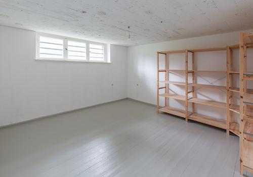 Viel Platz und Licht im Keller