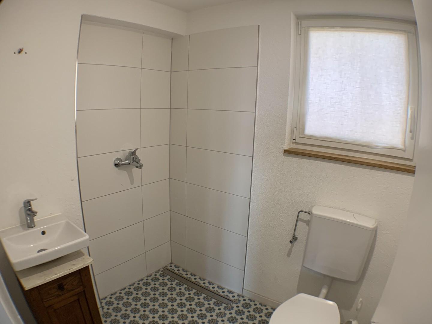 Hauptwohnung EG Gäste-WC