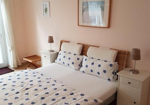 Schlafzimmer 1 EG