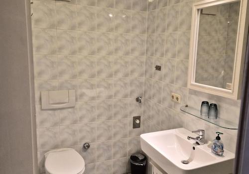 2. Badezimmer