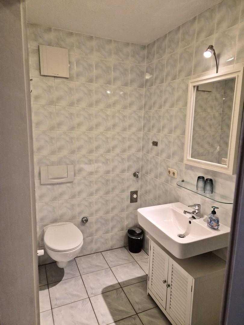 2. Badezimmer