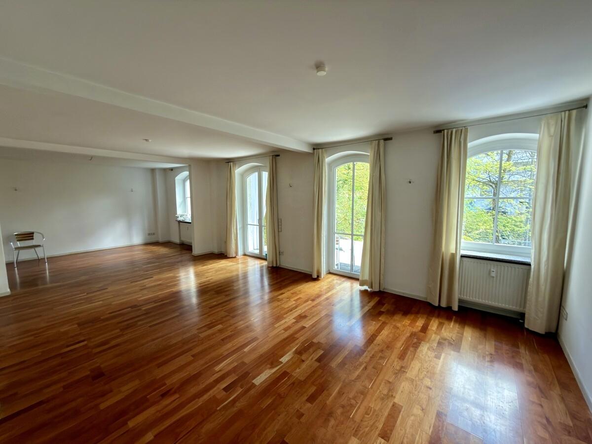 Wohn- und Esszimmer