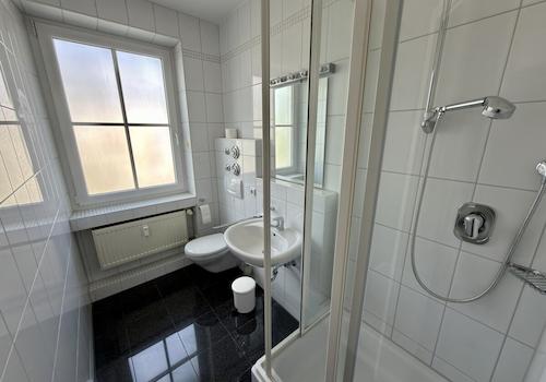 2. Badezimmer