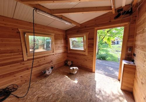 Gartenhütte innen