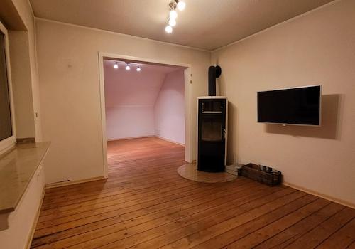 1 OG Wohnzimmer-Eßzimmer.