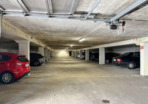 Tiefgarage mit eigenem Stellplatz