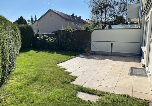 Garten mit Terrasse