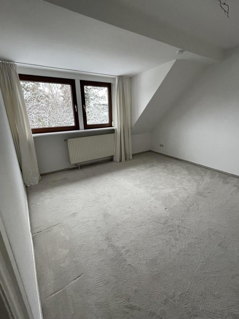 Zimmer Gartenseite 2. Etage