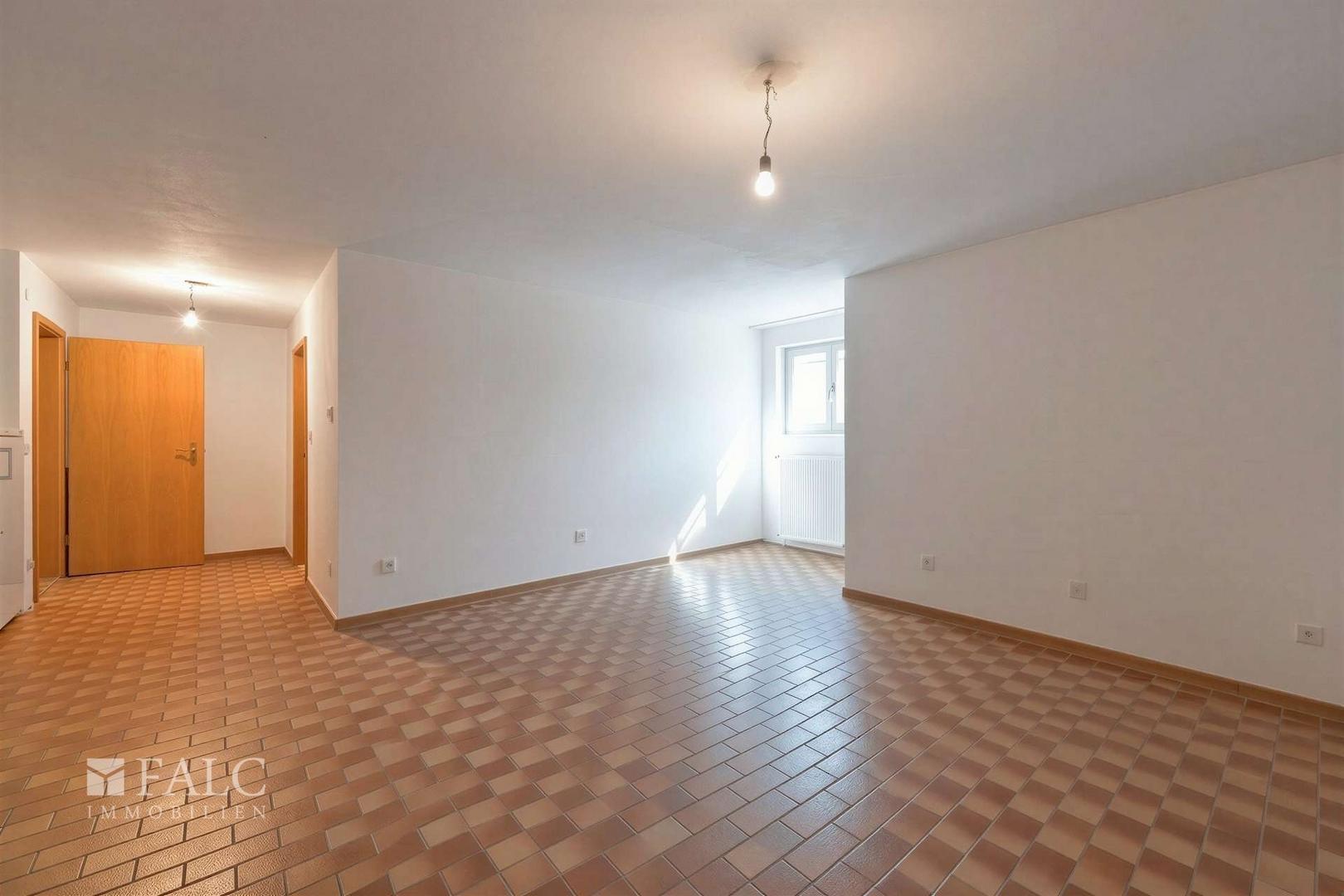 UG Zimmer groß Blick Gang
