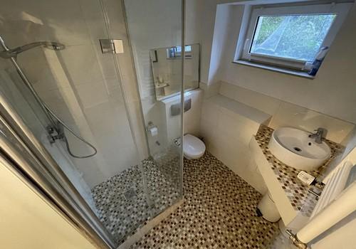 Einliegerwohnung / Duschbad