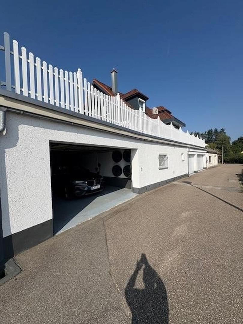 von Straße aus