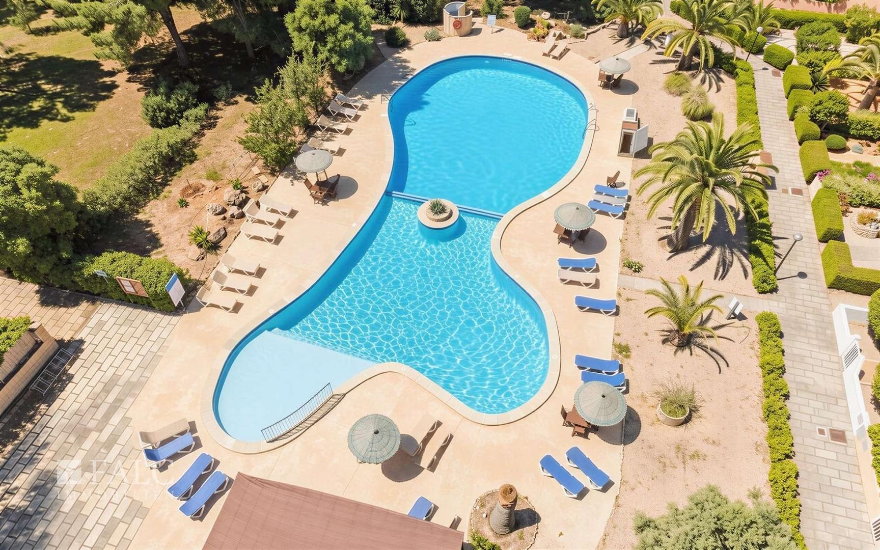 Gemeinschaftspool