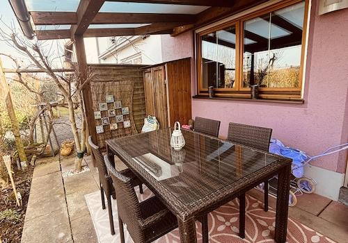 Garten unter der Pergola