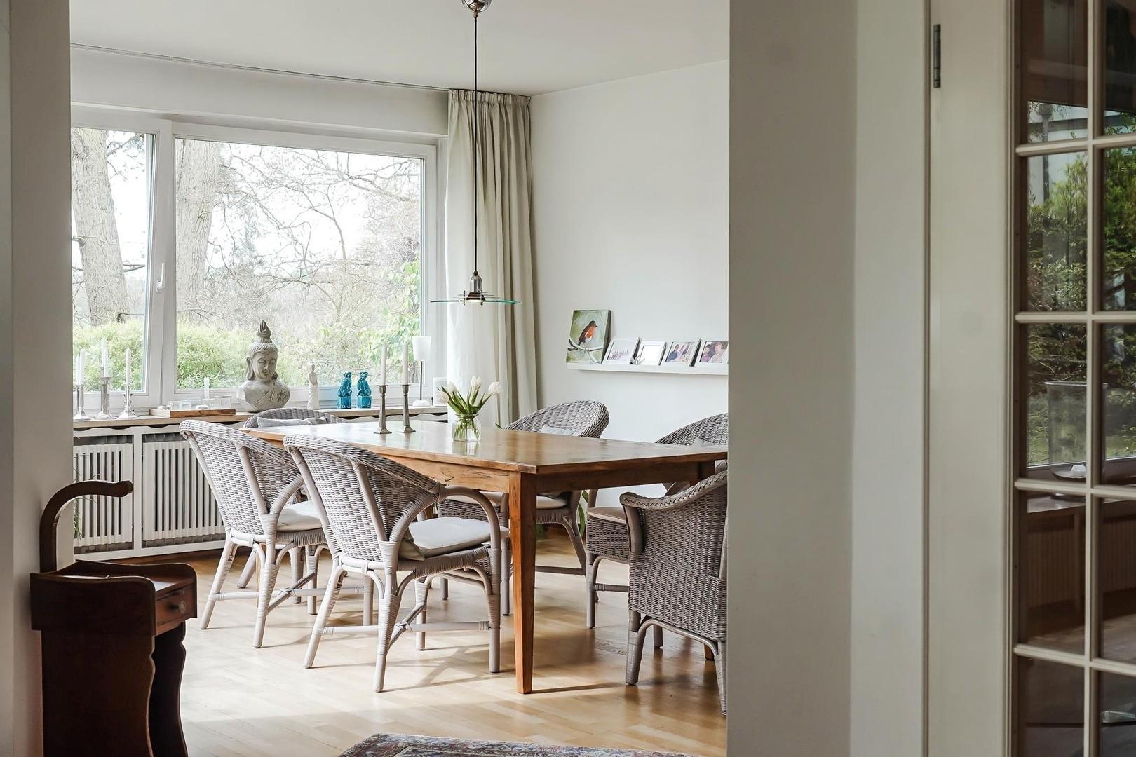 Blick in das Esszimmer