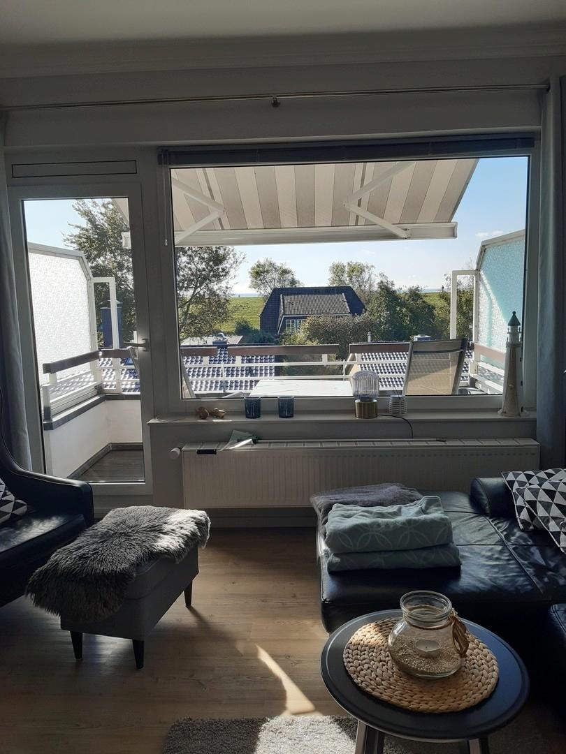 Wohnzimmer/Balkon