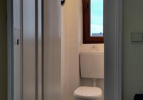 Toiletten im Treppenhaus