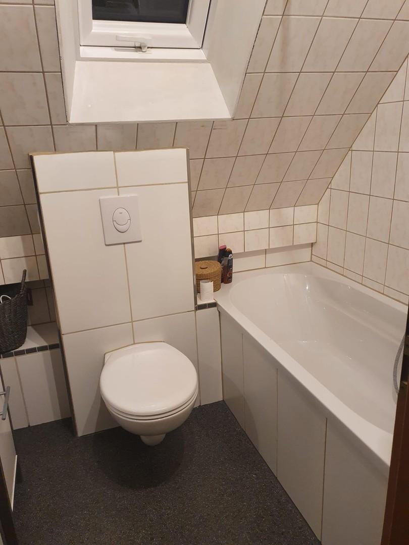 2. OG Bad mit Badewanne