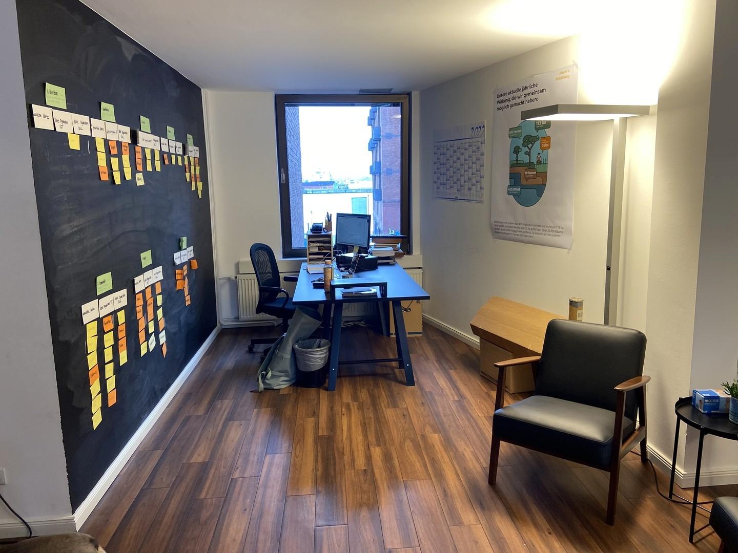 Büro 1 mit Elbblick