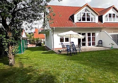 Terrasse mit Garten